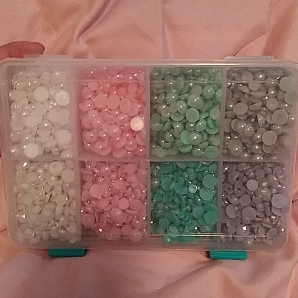 Pastel flatback beads